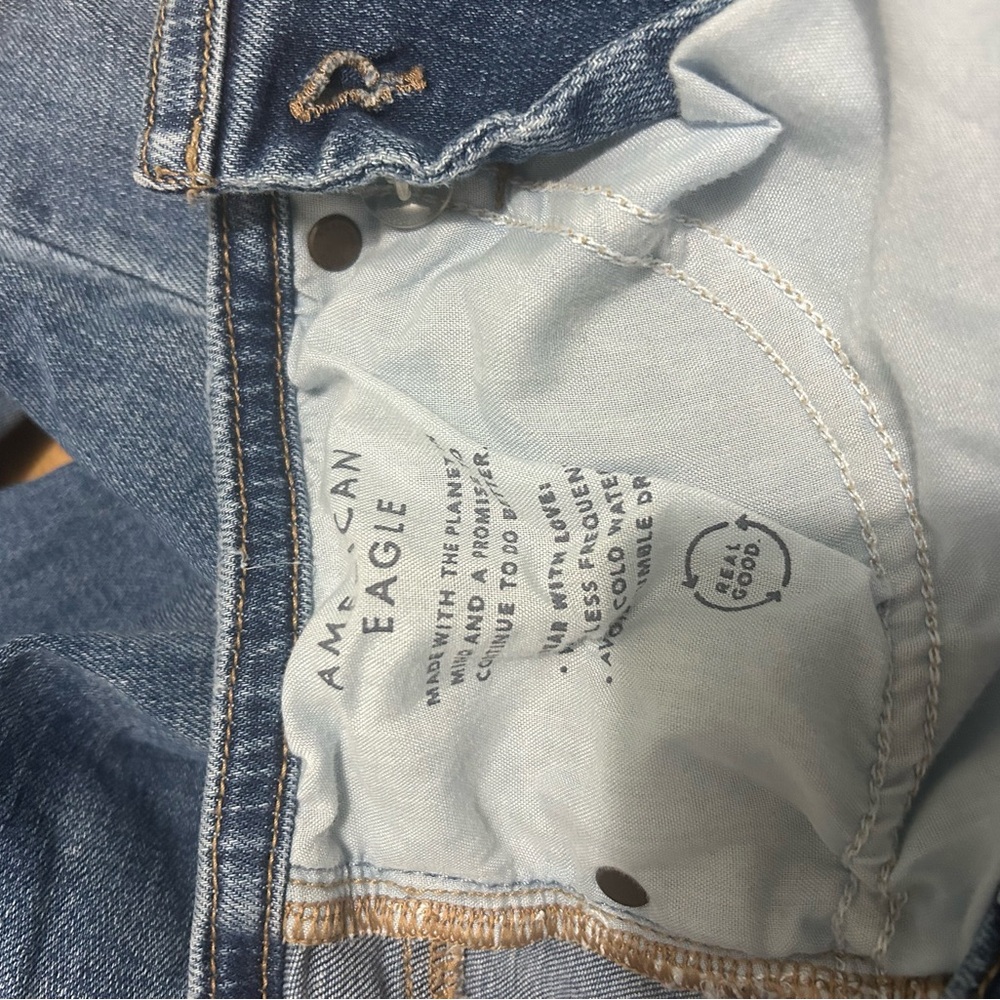 American Eagle Outfitters Blue Denim Jeans - Picture 5 of 6